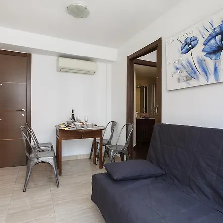 Matarolux 6 Apartment Exterior photo